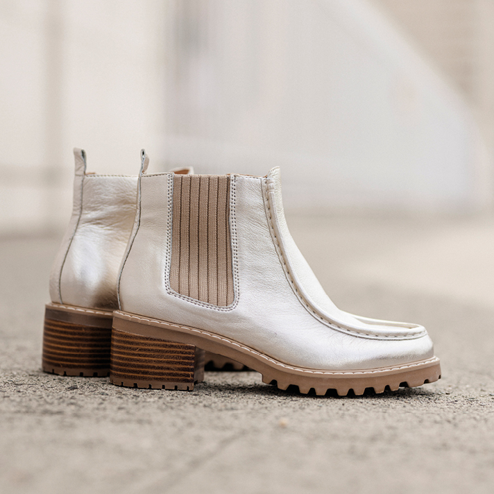 Boots Saria or