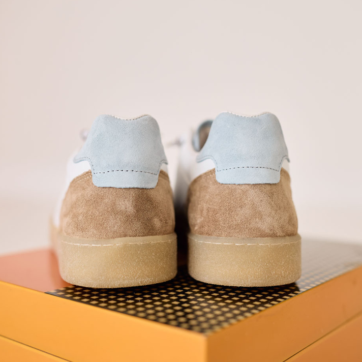 baskets Tom cuir blanc et nubuck camel