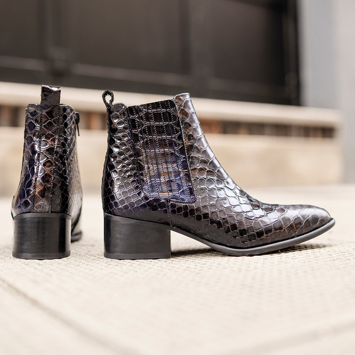 Boots Ada carbone
