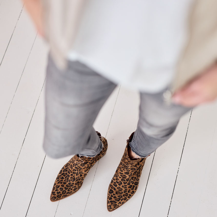 boots Maja nubuck léop
