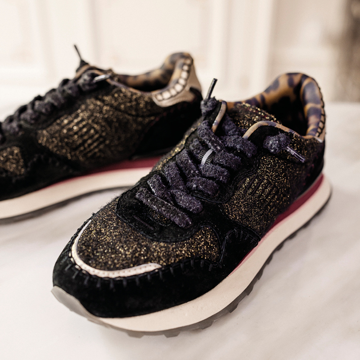 Baskets Marie noir