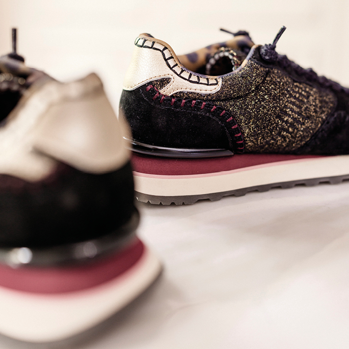 Baskets Marie noir