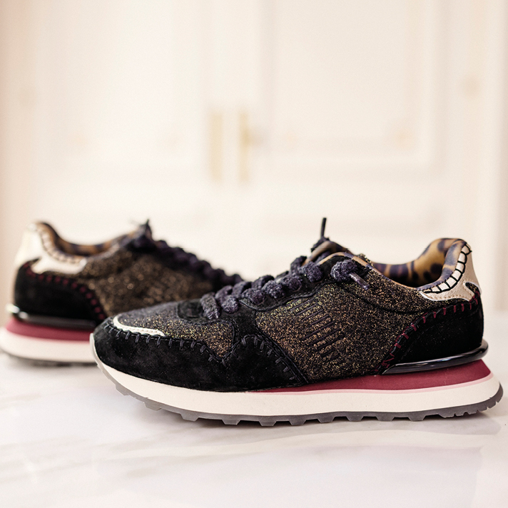 Baskets Marie noir