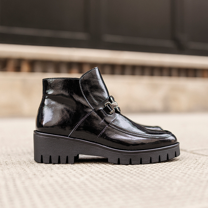 Boots Maya verni