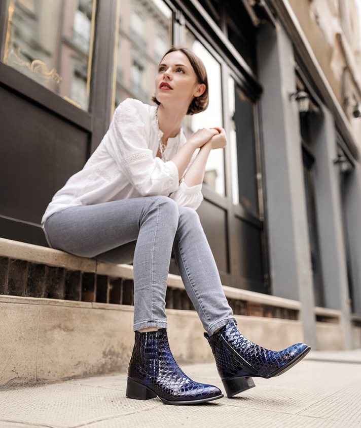 Boots Ada bleu