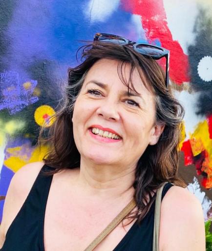 Portrait d'Elisabeth Conseillère de vente à domicile Mazélie
